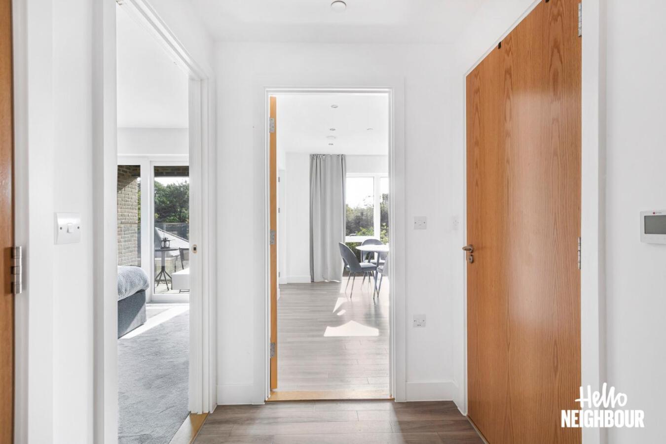 Modern 1 Bedroom Apartment With Parking In Colindale, London Edgware Bagian luar foto